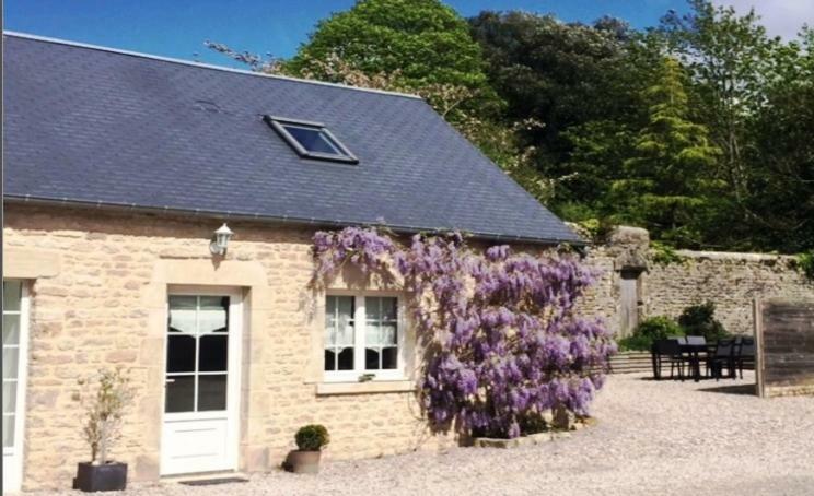 Villa Ferme De Riou Sainte-Mère-Église Exterior foto